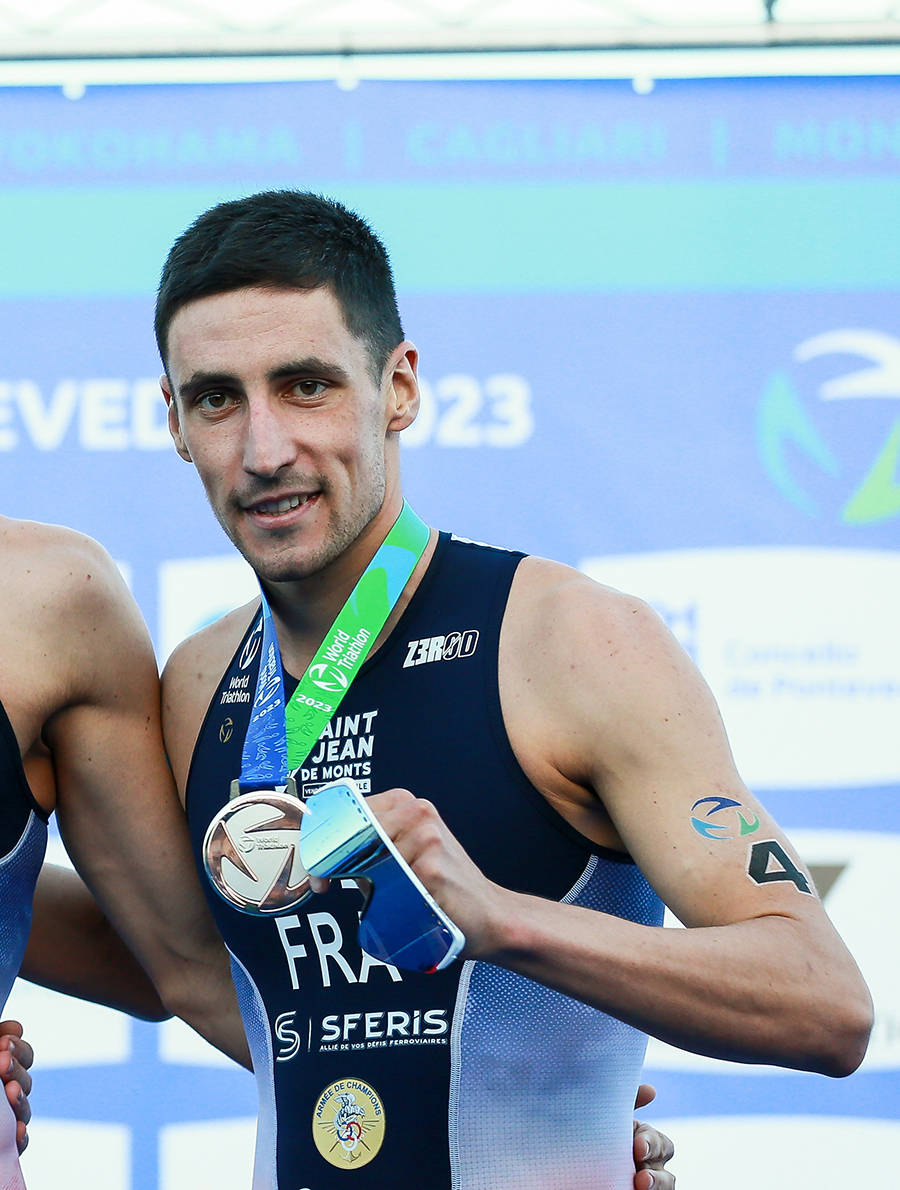 ドリアンとともに自国でのレースで優勝を狙うレオ・ベルジュール©World Triathlon