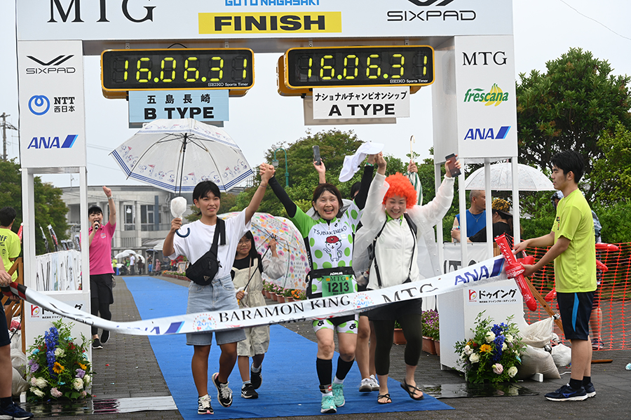 五島長崎国際トライアスロン　写真＝事務局提供