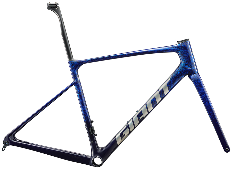MY26_Defy_Advanced_SL_Frame_Set