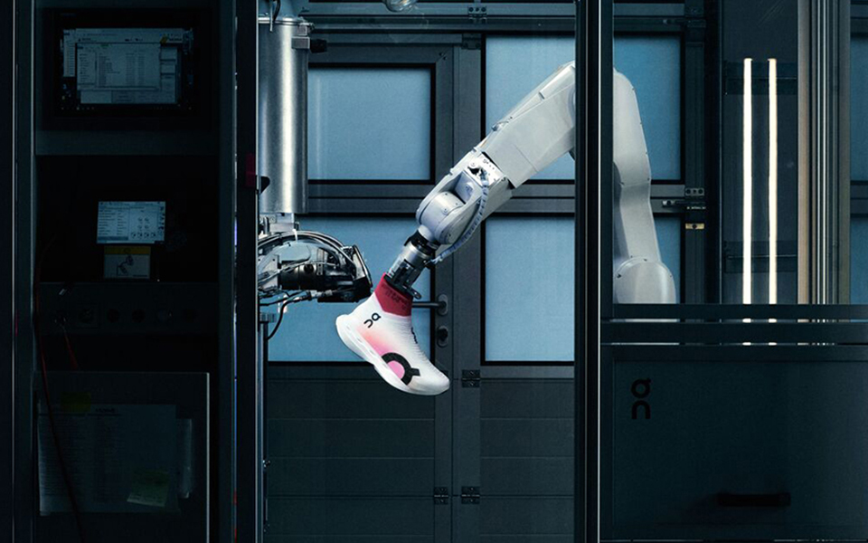 「Cloudboom Strike LS